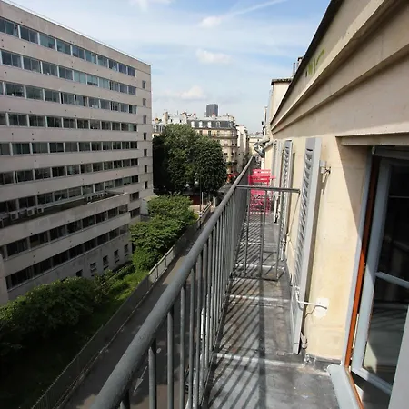 5 Au Dernier étage Parigi